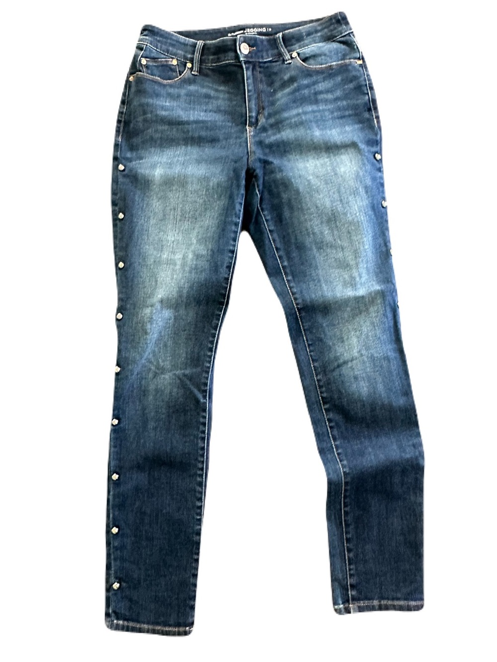 CHICOS Platinum Jegging with studs, Like New